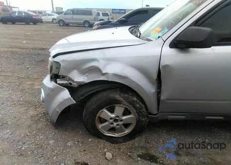 2010 Ford Escape Xlt из США, поврежденный, VIN 1FMCU0DG2AKC84967